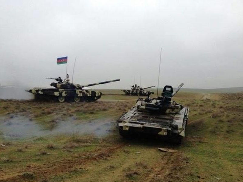 Image result for Qarabağda tanklar