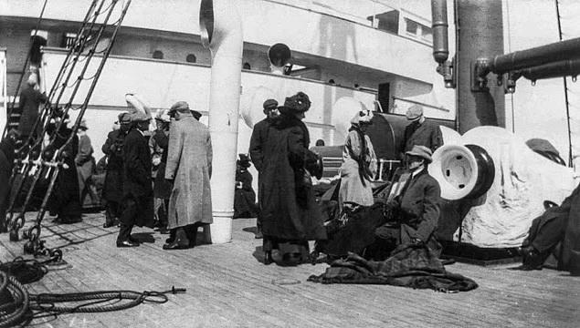 "Titanik" batdıqdan dərhal sonra çəkilən NADİR FOTOlar