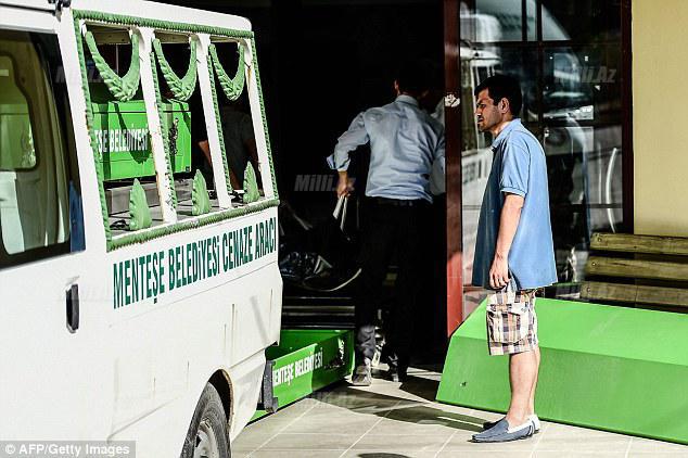 Gözlərin açılması üçün bu uşaq ölməliydi? - FOTO