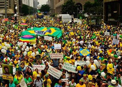 Braziliyada milyonlarla insan küçələlər axışdı - Prezidentin istefası tələb edilir