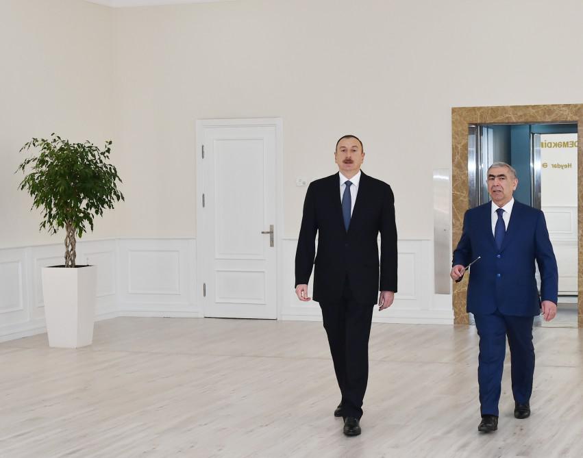 Prezident İlham Əliyev "Azəravtoyol" ASC-nin yeni inzibati binasının açılışında iştirak edib - FOTO