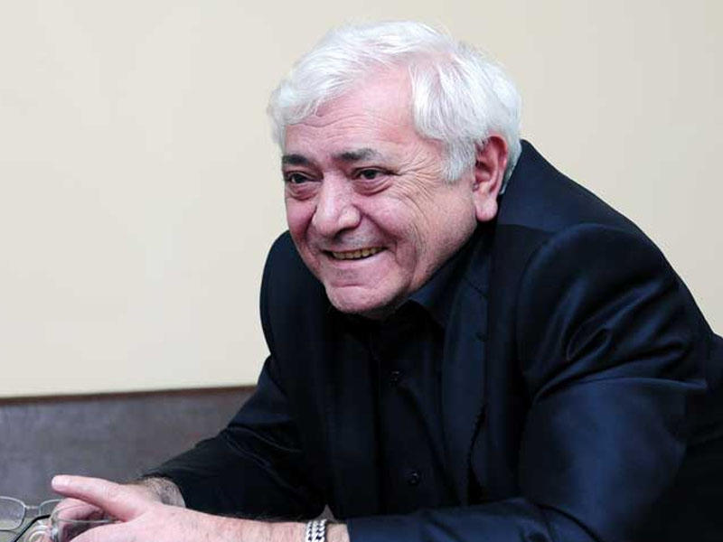 Azərbaycanlı deputat 70 yaşında özünə TOY ETDİ: Onunla evləndi - FOTO