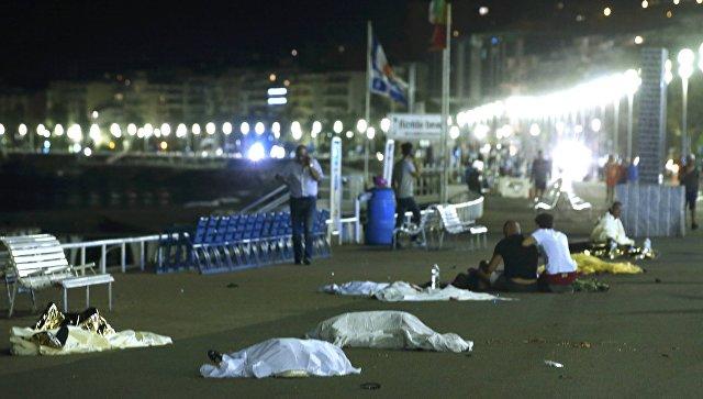 Fransada növbəti terror: 84 ölü, xeyli yaralı - YENİLƏNİB - VİDEO - FOTO
