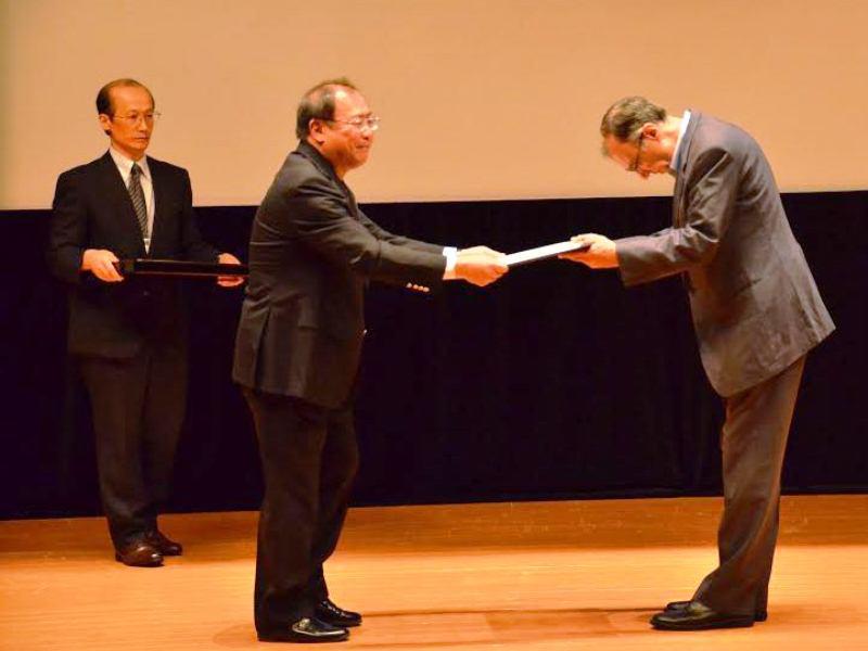 Azərbaycanlı alim Yaponiyada xüsusi mükafata layiq görüldü - FOTO
