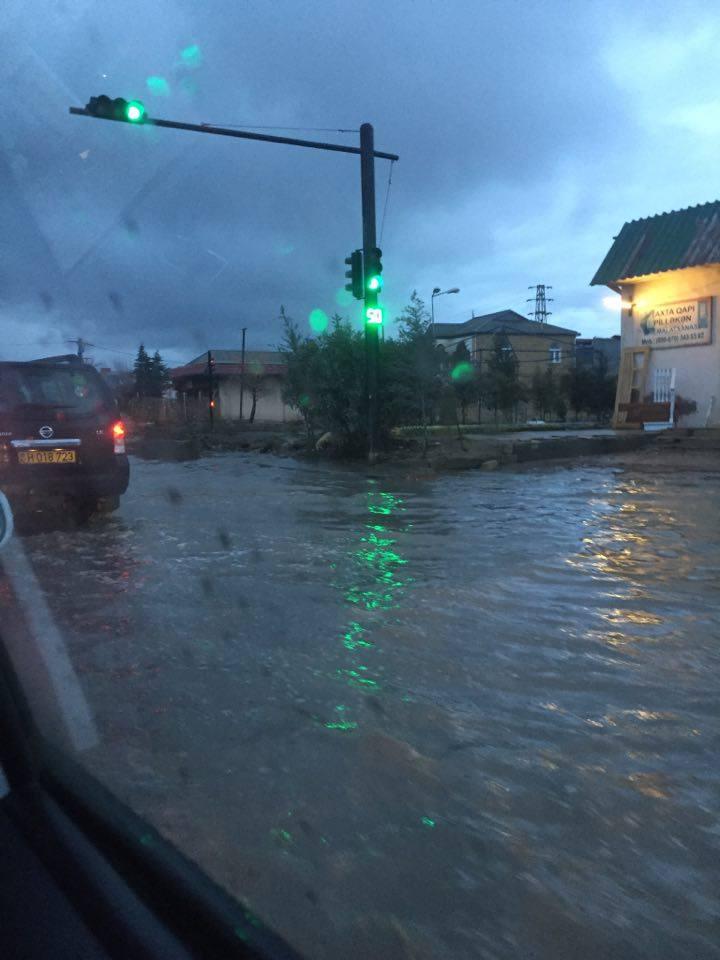 Bakıya yenə DƏRD yağdı - FOTO