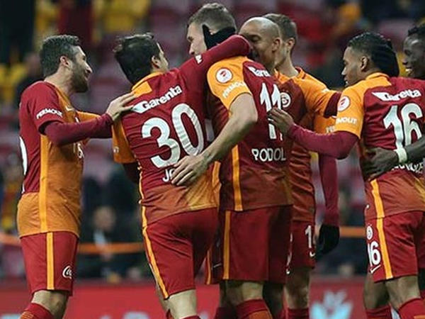 Ulduz futbolçu 6 milyona &quot;Qalatasaray&quot;a transfer olur - <span class="color_red">FOTO</span>