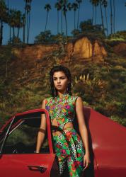 Selena Qomezdən bahar ab-havalı FOTOlar