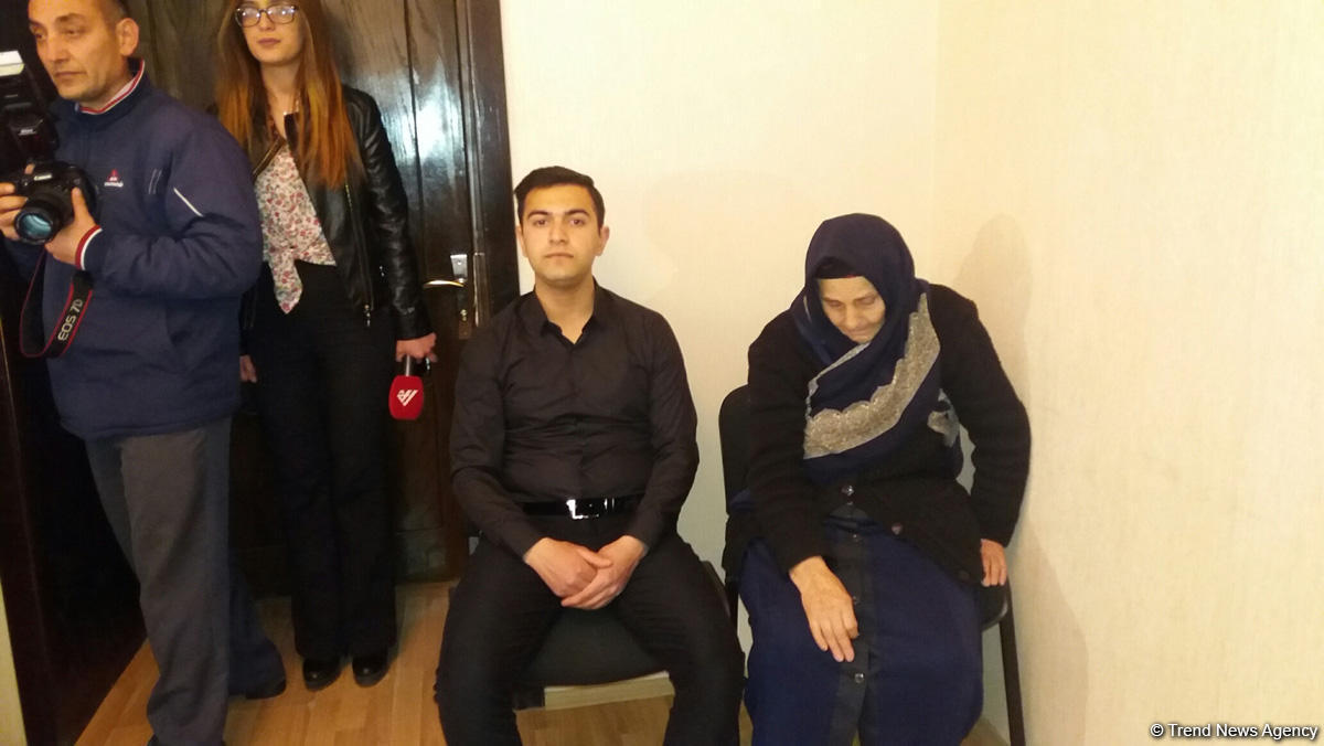 Penitensiar Xidmətin Müalicə Müəssisəsindən 12 məhkum azadlığa buraxıldı - FOTO