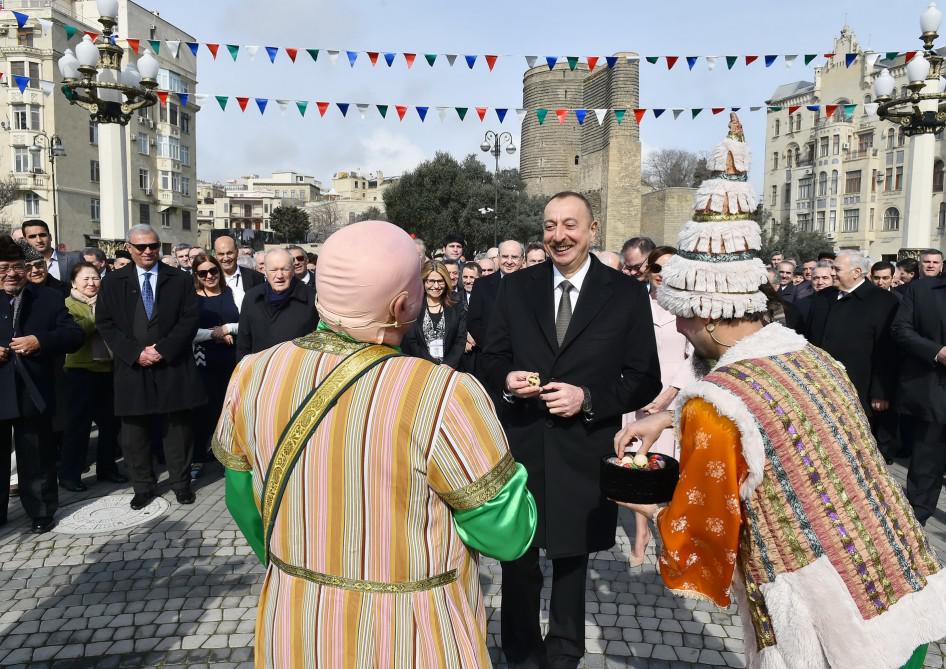 Prezident İlham Əliyev və xanımı Novruz bayramı münasibətilə ümumxalq şənliyində iştirak ediblər - FOTO