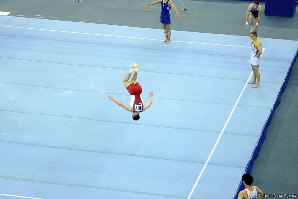 İdman gimnastikası üzrə Dünya Kubokunda ayrı-ayrı növlər üzrə final yarışlarının birinci günü başlayıb - FOTO