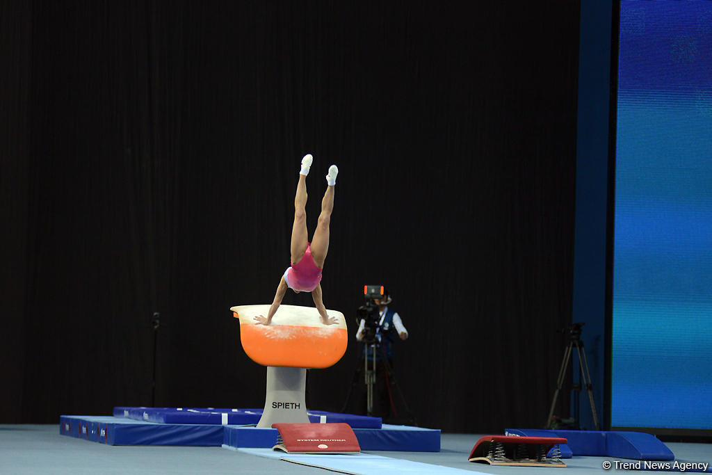 Bakıda idman gimnastikası üzrə Dünya Kuboku yarışlarının üçüncü günü FOTOLARDA