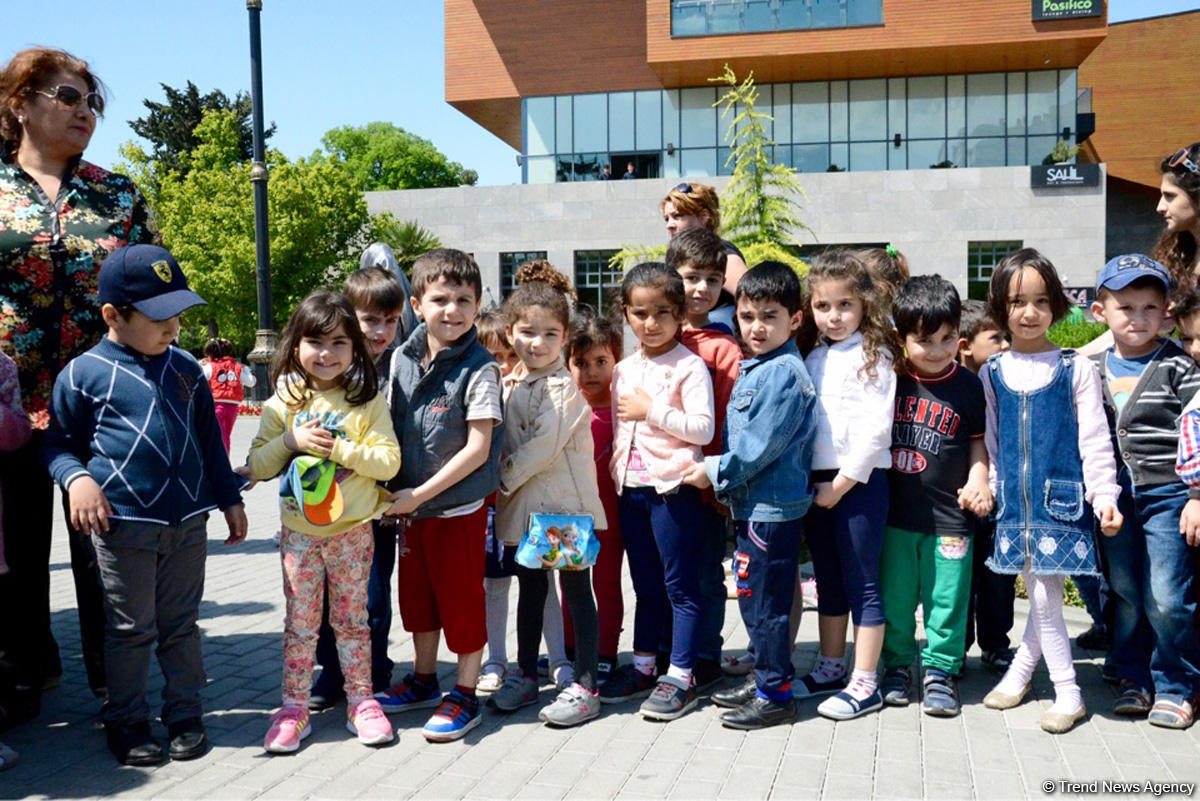 Bakı bulvarında keçirilən aksiyadan FOTOlar