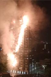 Londonda fəlakətin görüntüləri: 24 mərtəbəli bina şam kimi yandı - FOTO