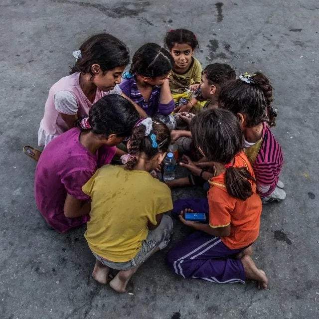 Uşaqlar "MÜHARİBƏDƏ": fələstinli fotoqrafın təsirli FOTOları