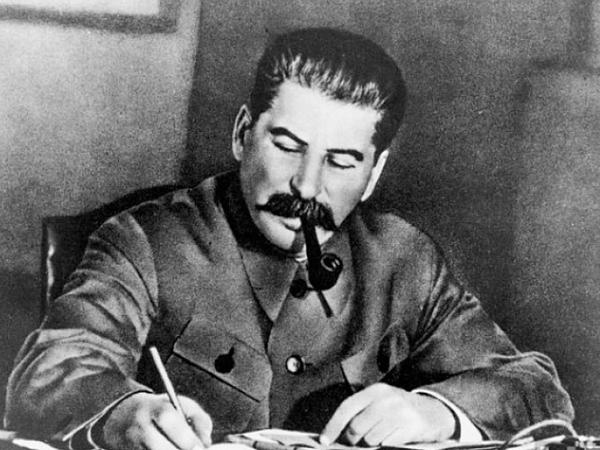 Stalinin yeganə varisi:Onu ölümüylə “oyun”dan çıxartdılar