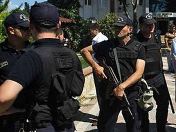 Türkiyədə İŞİD-ə qarşı əməliyyat: 45 şübhəli saxlanıldı