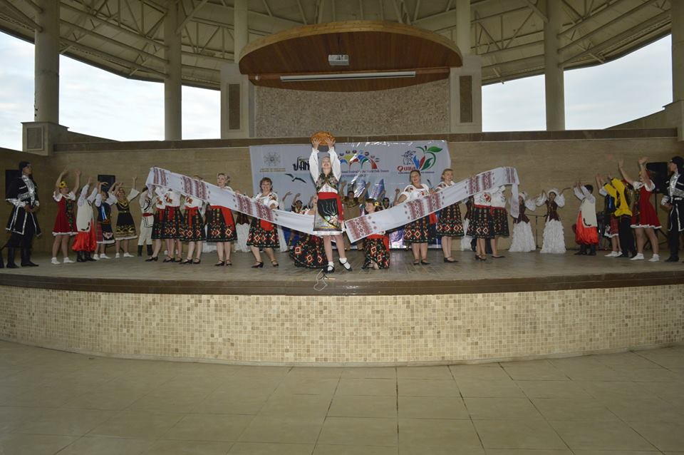 "Dostluq körpüsü" II beynəlxalq folklor rəqs festivalının iştirakçıları Quba rayonunda konsert veriblər