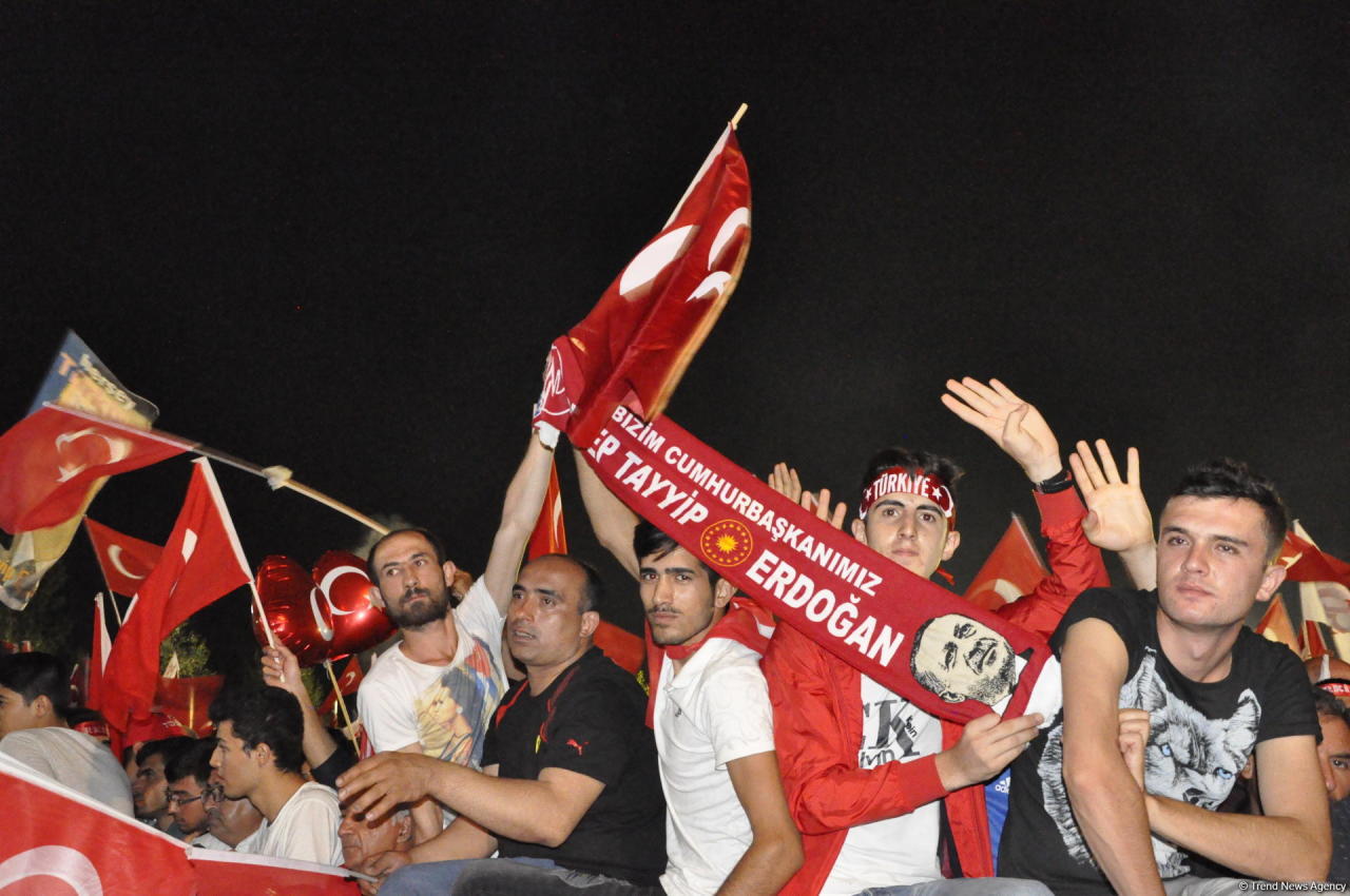 Ankarada hərbi çevriliş cəhdinin qurbanlarının xatirəsinə ucaldılan abidənin açılışı olub - FOTO