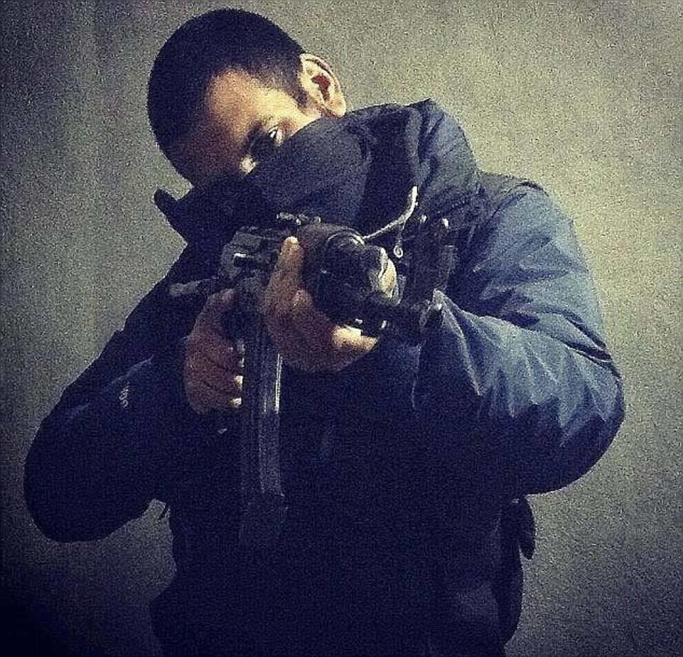 İŞİD-in "Ağ dul"u vuruldu - FOTO