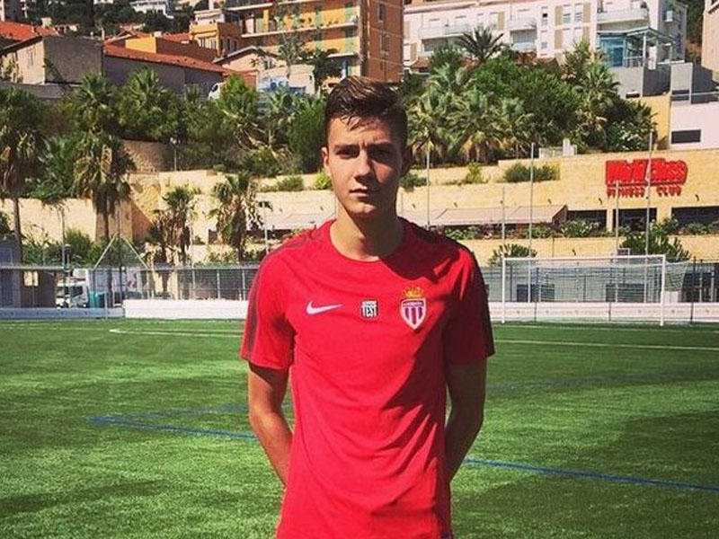 “Monako” litvalı futbolçu transfer etdi
