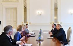 Prezident İlham Əliyev Böyük Britaniyanın Baş nazirinin ticarət elçisini qəbul edib - FOTO