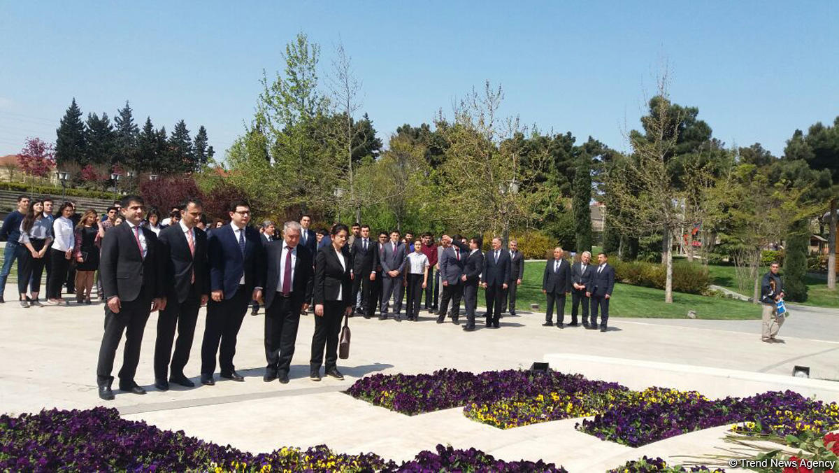 "İtkin düşmüş şəxslərin ailə üzvlərindən, yaxın qohumlarından DNT nümunələri götürülür" - FOTO