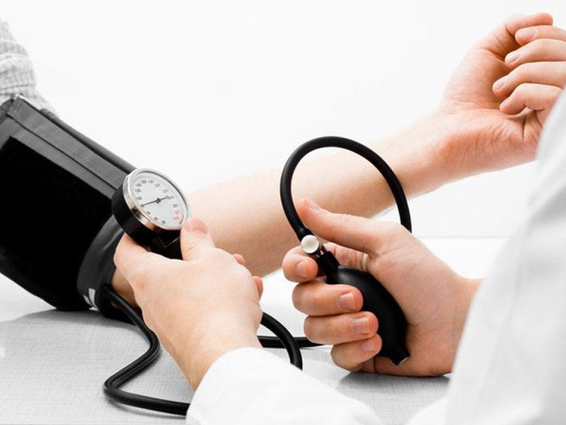 Essential Hipertenzija: Simptomi, uzroci, dijagnoza, tretman