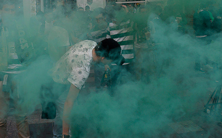4 futbolçu azarkeşlərin hücumuna görə müqavilələrini ləğv etdi - FOTO