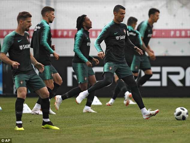 "İspanlara futbolun nə olduğunu başa salacağıq" - Kriştianu Ronaldo
