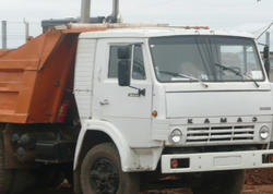 &quot;Kamaz&quot;la 75 yaşlı kişini vurub öldürdü