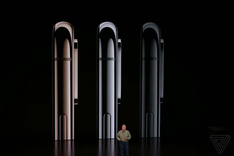 Xs təqdim olundu - ilk iki nömrəli iPhone modeli - YENİLƏNİB - FOTO