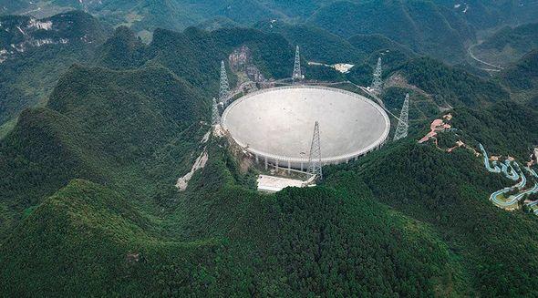Dünyanın ən nəhəng teleskopu hazırlandı - FOTO