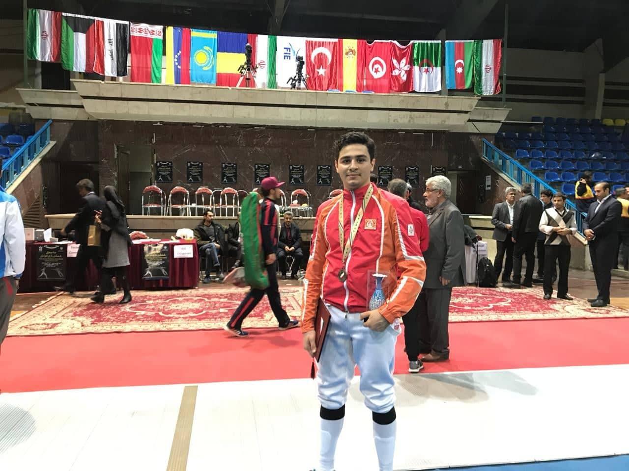 Azərbaycanlı gənc Tehranda medal qazandı -