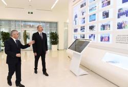 Prezident İlham Əliyev paytaxtın Bakıxanov qəsəbəsində Gənclər Mərkəzinin açılışında iştirak edib - FOTO