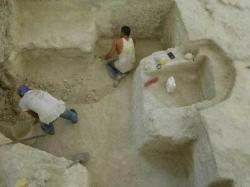 2500 yaşı olan tapıntı: mayalıların hamamı belə olub - FOTO