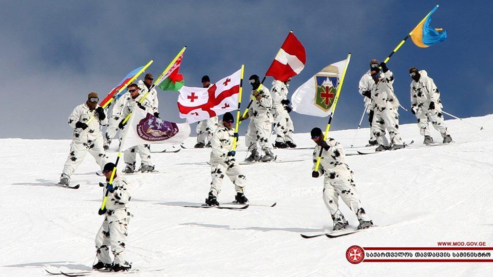 Azərbaycan NATO-nun Gürcüstandakı qış dağ hazırlığı kursunda təmsil olunur - FOTO