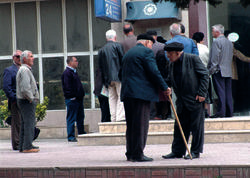 Pensiya alanlara ŞAD XƏBƏR - 2 yerdən pul ala biləcəklər - <span class="color_red">VİDEO</span>