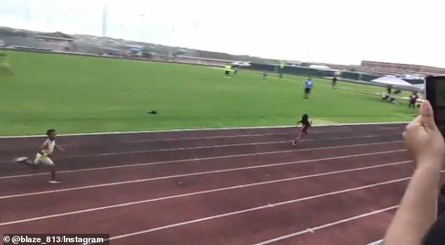 Dünyanın ən sürətli 7 yaşlı oğlanı rekord vurdu - VİDEO - FOTO