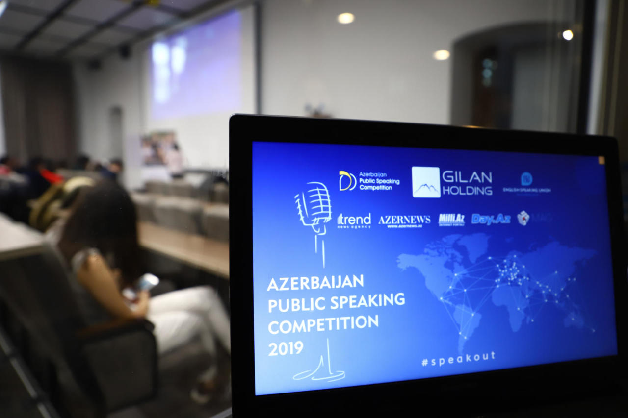 “Azerbaijan Public Speaking Competition” layihəsinin yarımfinal mərhələsi yekunlaşıb - FOTO