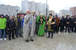 Bakı Novruzu böyük təntənə ilə qeyd edir - FOTO
