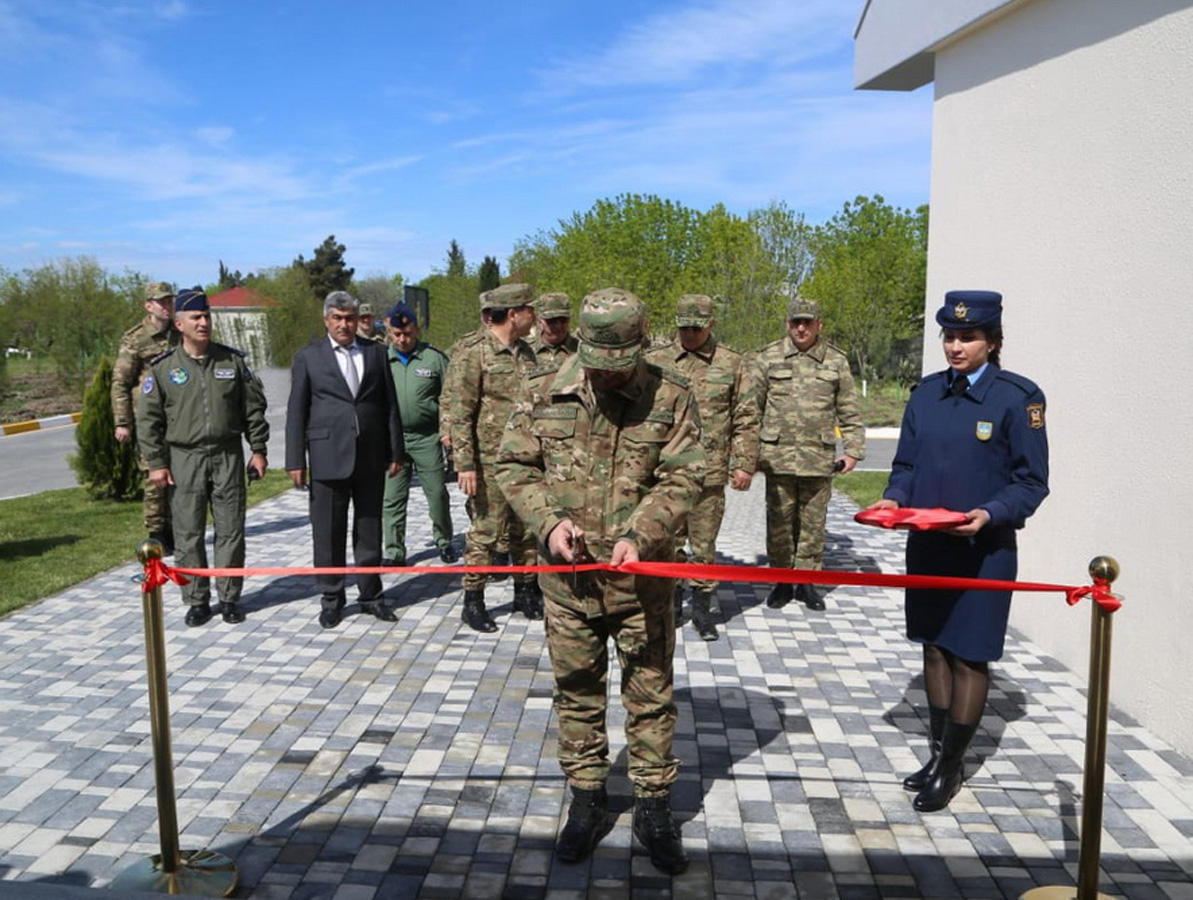 Zakir Həsənov aviasiya bazasının yeni komanda məntəqəsinin açılışında - VİDEO - FOTO