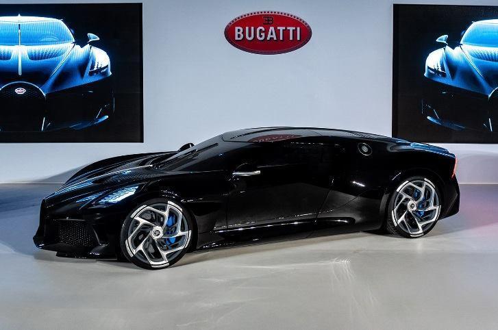 Ronaldonun 11 milyonluq yeni “Bugatti”si - FOTO