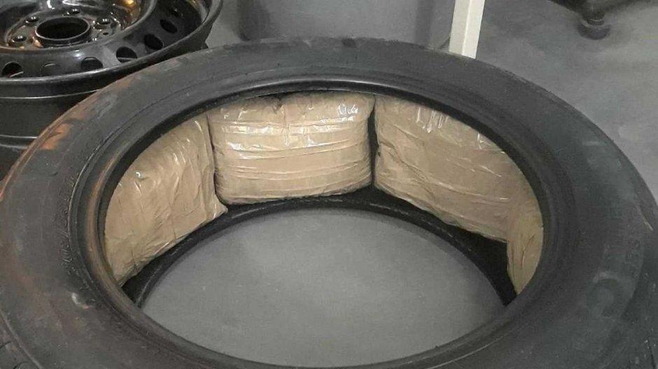 Meksika narkokarteli Kanadadakı Ford dilerlərinə metamfetamin göndərib - FOTO