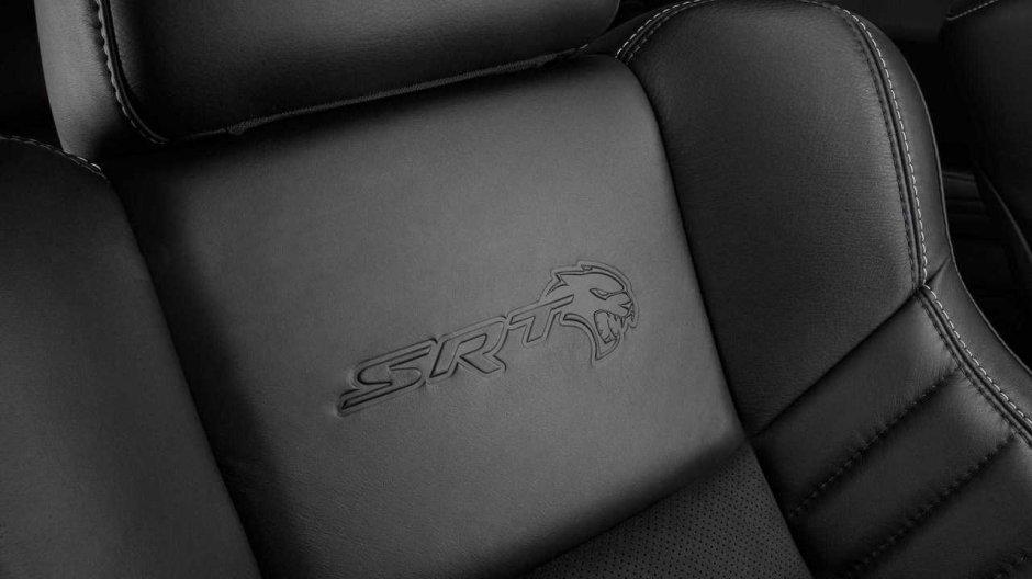 Dodge Charger enli kuzova sahib olub - FOTO