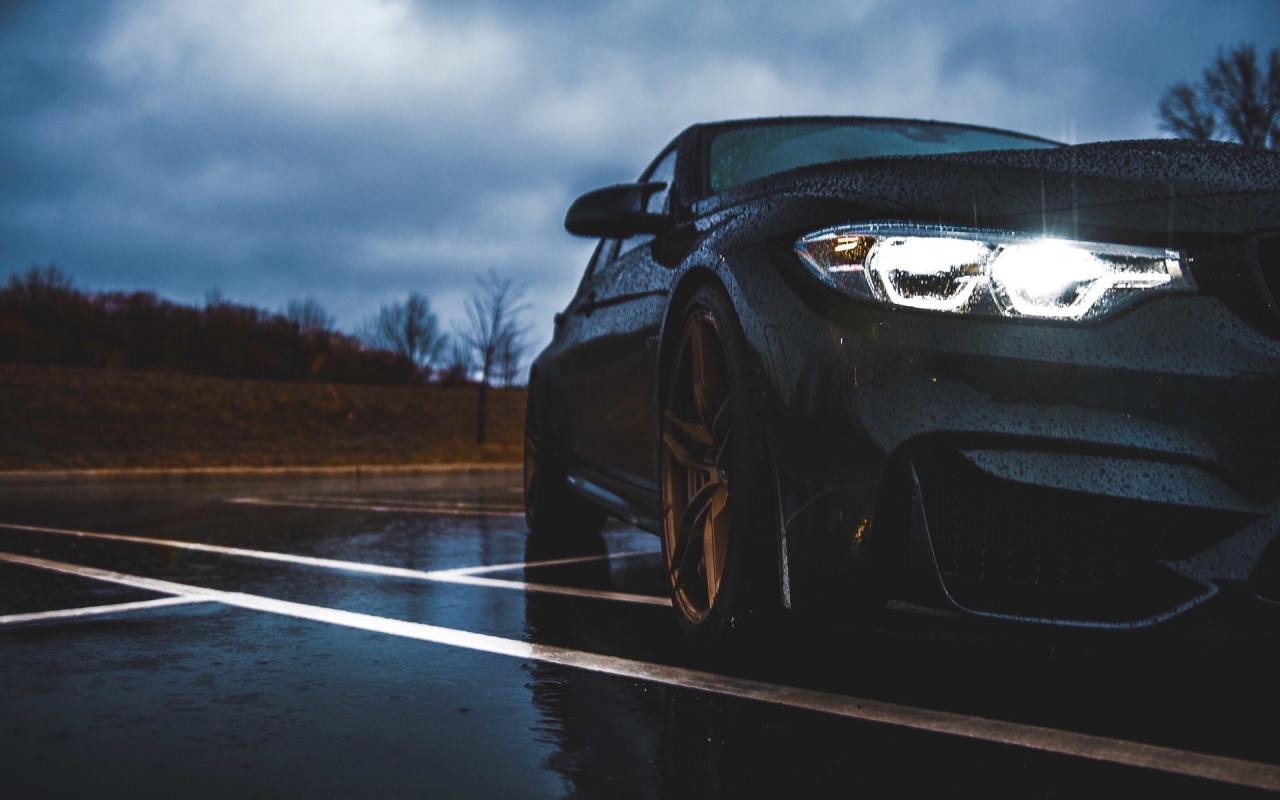 BMW m4 Black Drift Night