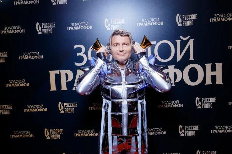 Билета на золотом граммофоне. Басков золотой граммофон 2019. Николай Басков золотой граммофон 2019. Золотой граммофон 2020 Николай Басков. Золотой граммофон 2021 Басков.