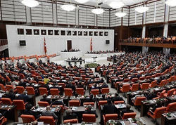 Türkiyə parlamenti koronavirusa görə bağlandı