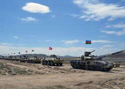 7 helikopter, 40 tank, 3 PUA... - <span class="color_red">Azərbaycan və Türkiyə hərbçiləri məharətlərini göstərir</span>