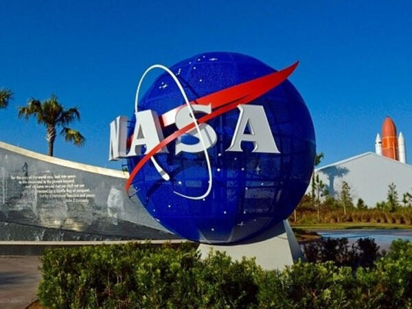 NASA astronavt çatışmazlığını elan edib