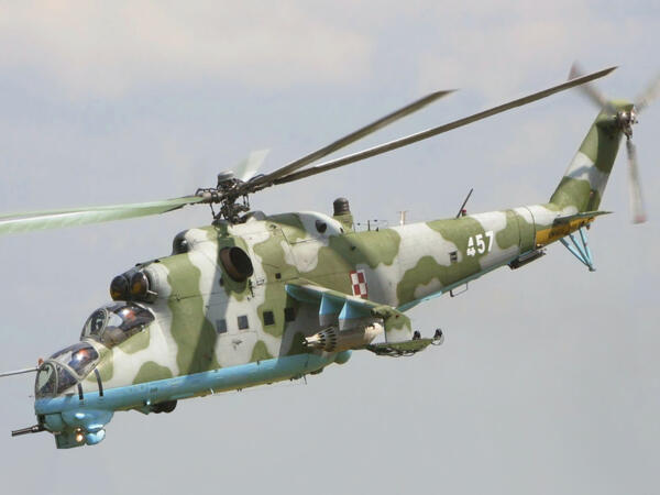 Belarusda Mi-24 helikopteri təcili eniş edib